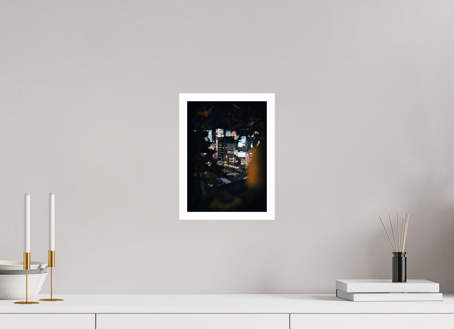 20 x 27,8 cm, Unframed Photo Print On Fuji Crystal DP II 2cm white border Shibuya Crossing through the palm