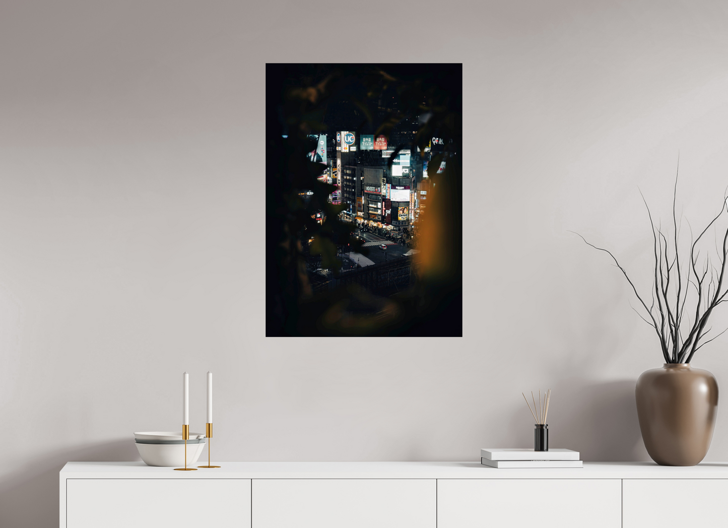 60 x 83,5 cm, Photo Print On Fuji Crystal DP II Shibuya Crossing through the palm