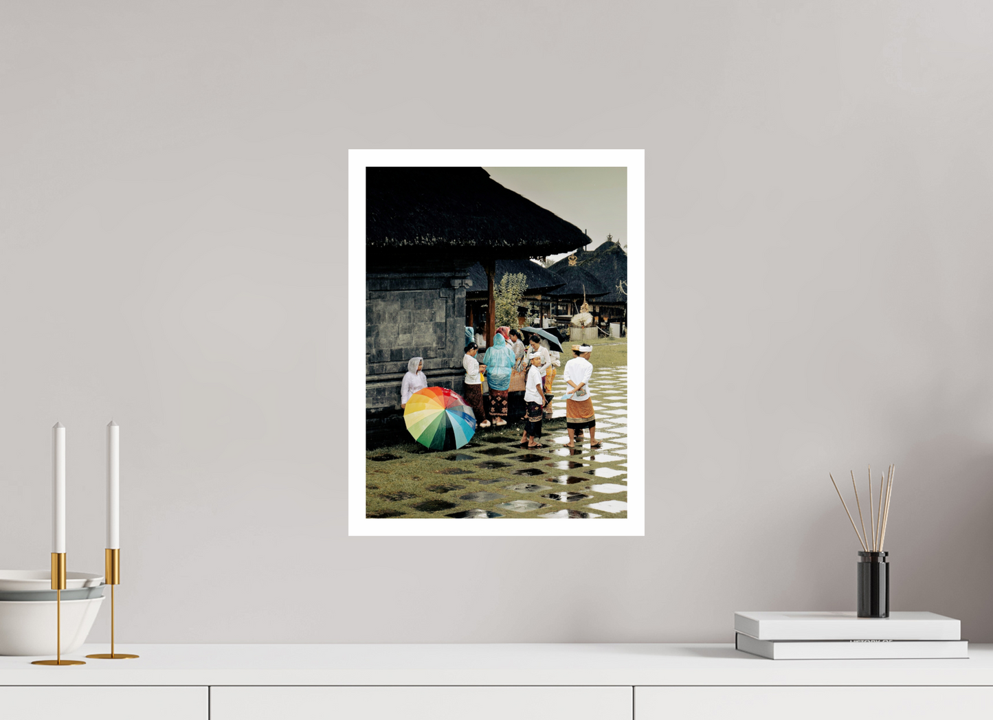 30 x 40,4 cm, Unframed Photo Print On Fuji Crystal DP II 2cm white border Standing out the rain at ceremony