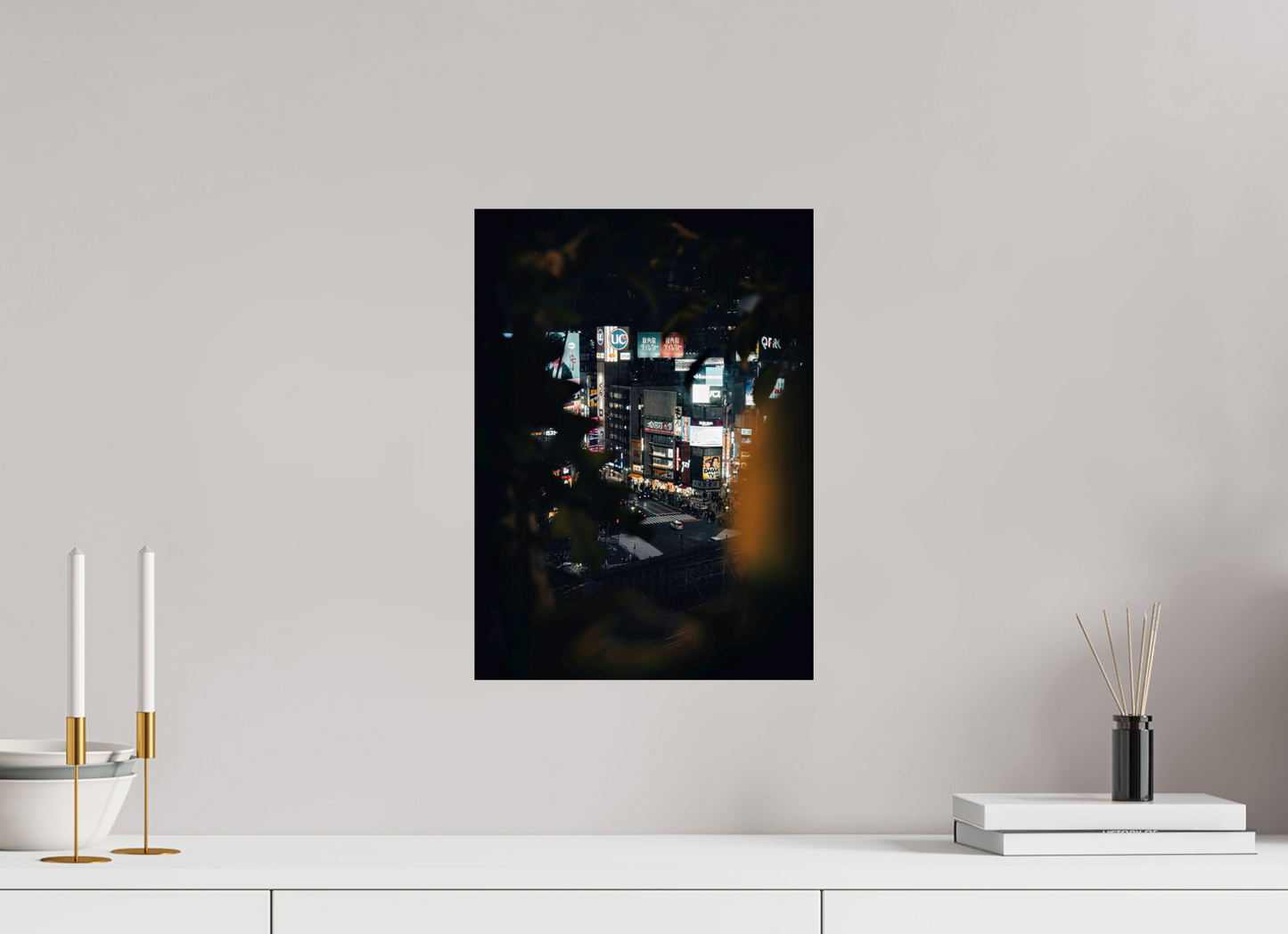 30 x 41,7 cm, Photo Print On Fuji Crystal DP II Shibuya Crossing through the palm